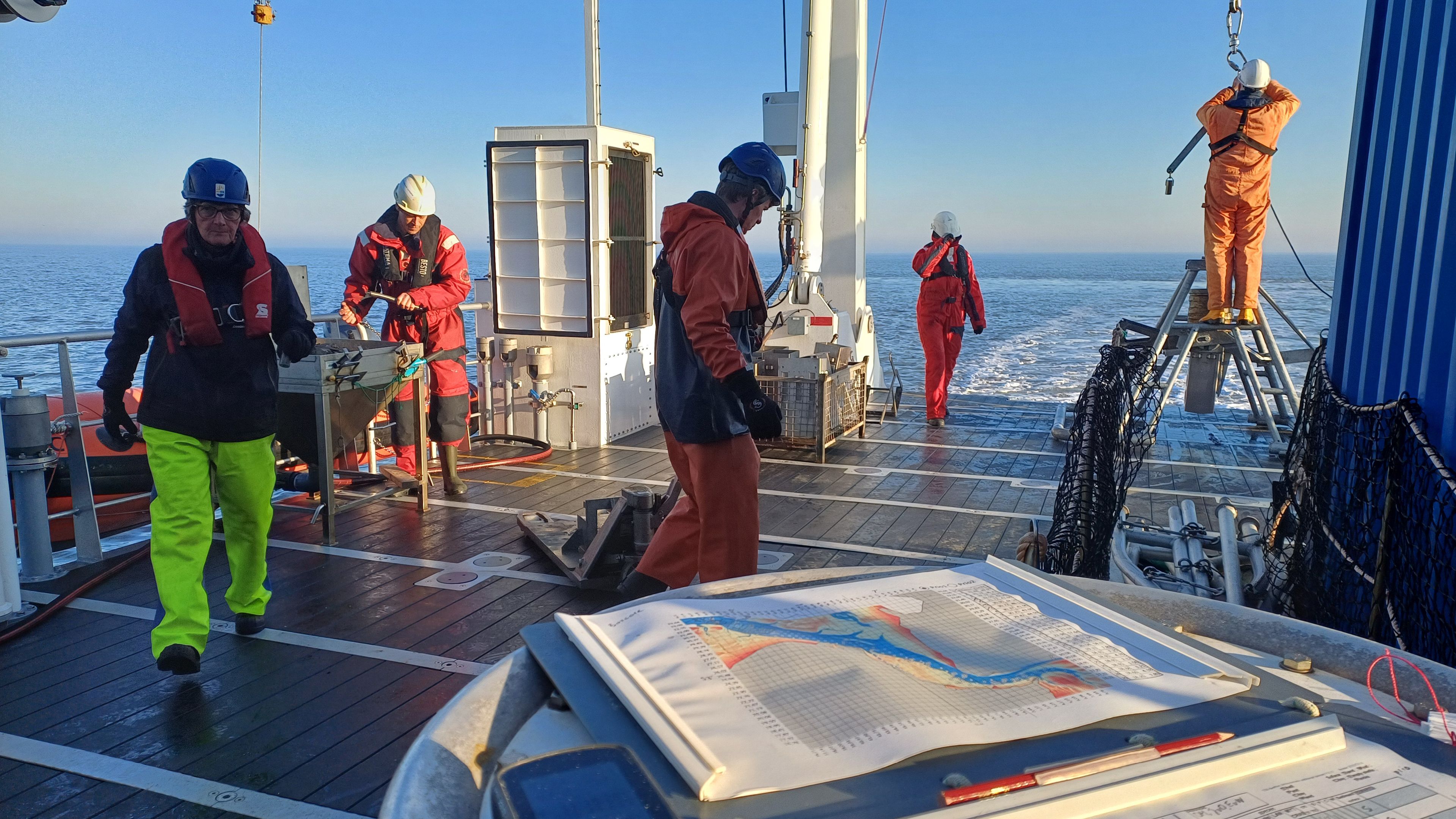 Boxcoring for SUBES on the research vessel Wim Wolff