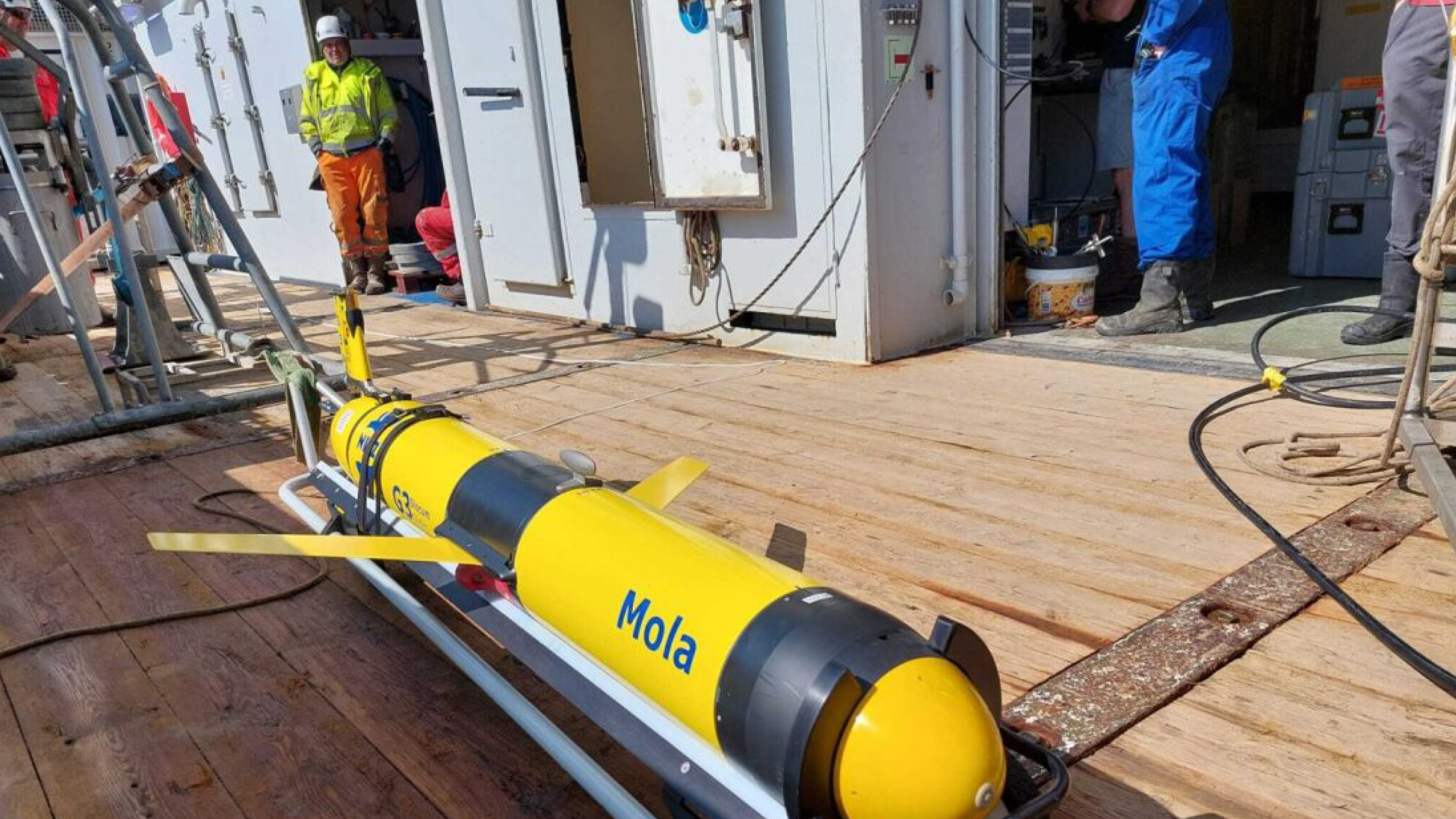 Image of yellow Autonomous Underwater Vehicle